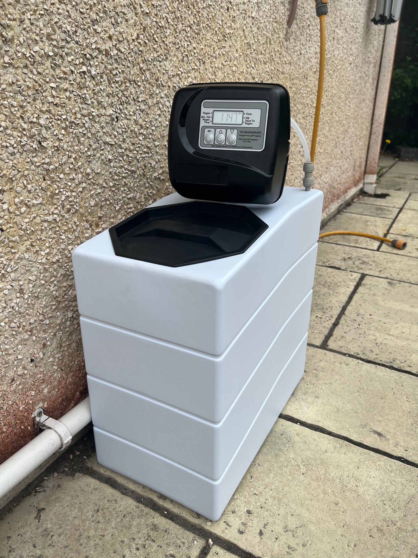 CLACK Cabinet Water Softener INSTALLATION INCLUDED (Ireland Only)